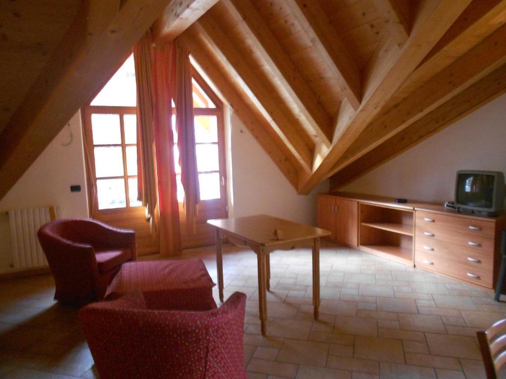 Residence Le Orchidee Bormio Zimmer foto
