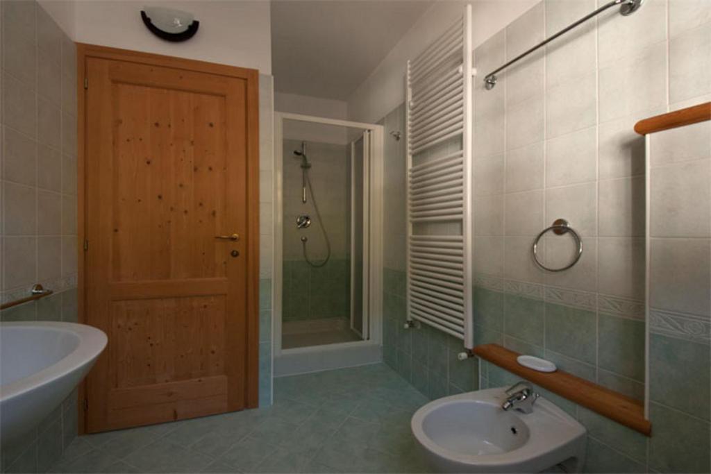 Residence Le Orchidee Bormio Zimmer foto